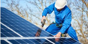 Installation Maintenance Panneaux Solaires Photovoltaïques à Genac